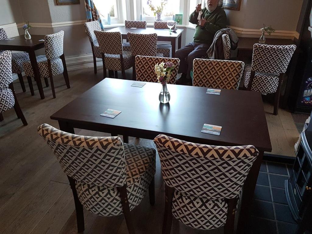 The Village Inn Bideford Extérieur photo